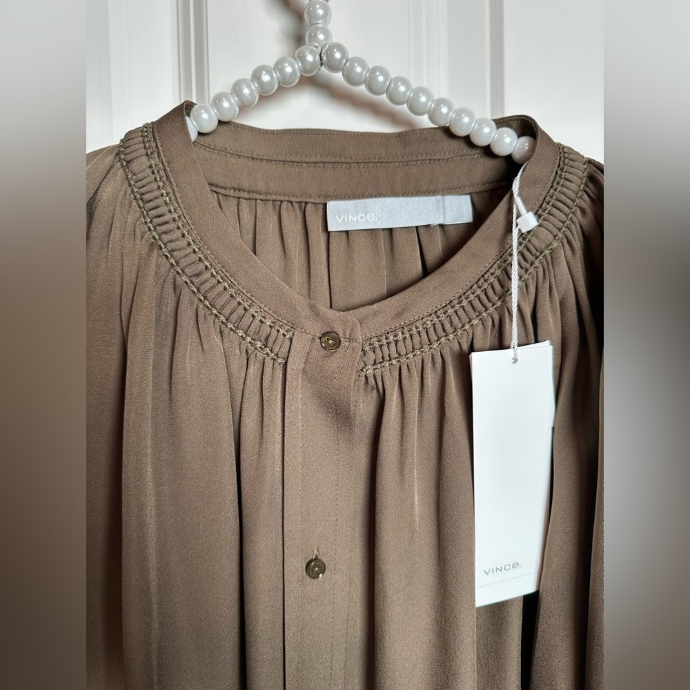 Vince olive green  Button-Up Blouse - Picture 4 of 8